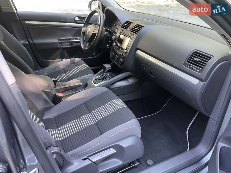 Седан Volkswagen Jetta 2008 в Тернополе