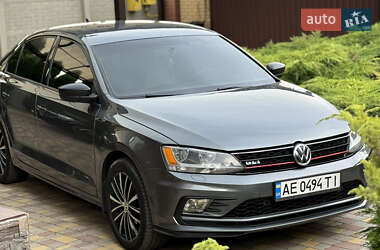 Седан Volkswagen Jetta 2015 в Дніпрі