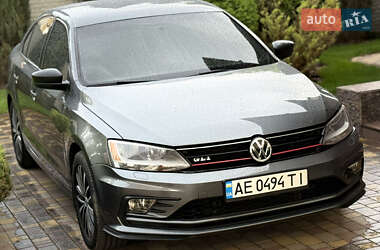 Седан Volkswagen Jetta 2015 в 