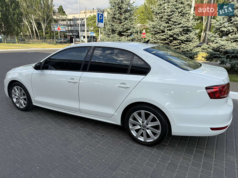Седан Volkswagen Jetta 2015 в Одессе