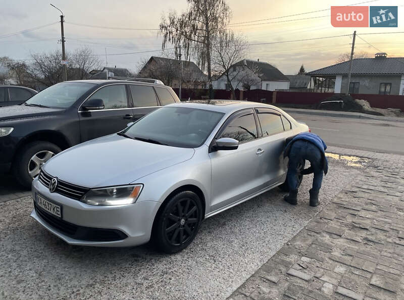 Седан Volkswagen Jetta 2010 в Борисполі