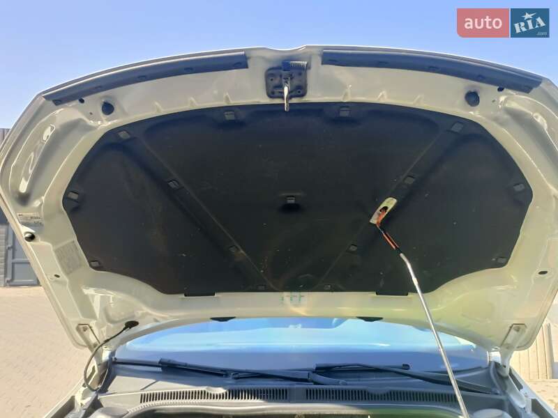 Седан Volkswagen Jetta 2012 в Василькове