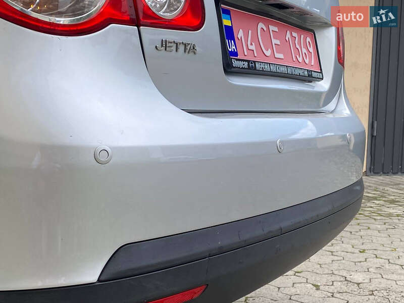 Седан Volkswagen Jetta 2007 в Самборе