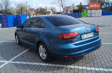 Седан Volkswagen Jetta 2017 в 