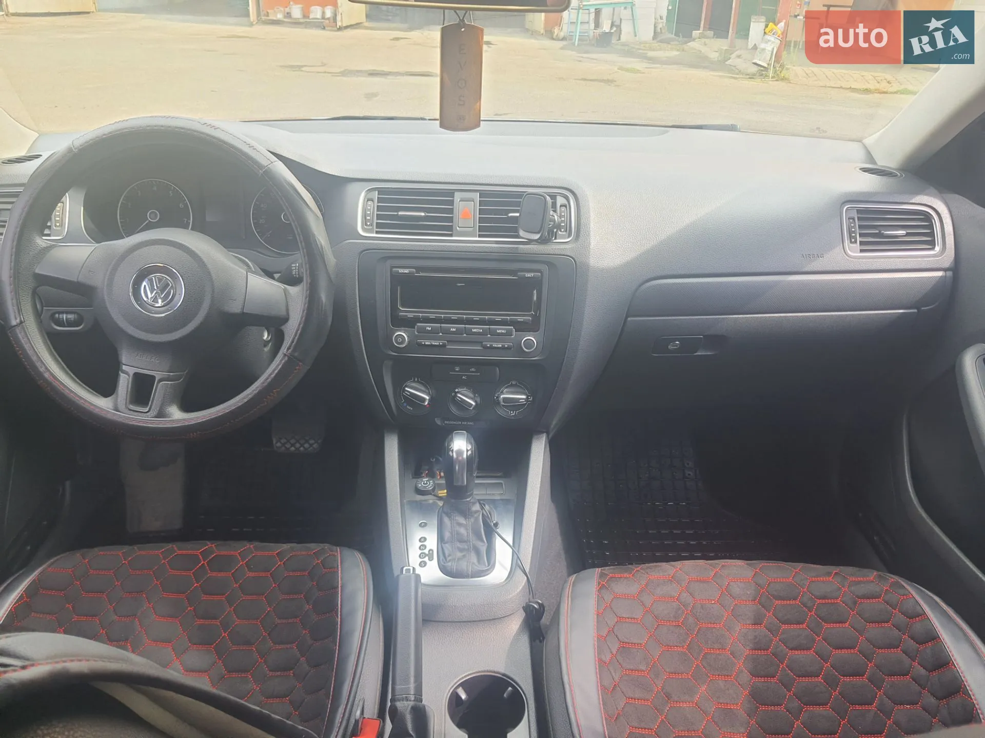 2012 Volkswagen Jetta - мініатюра 11