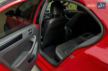 Седан Volkswagen Jetta 2013 в Харкові