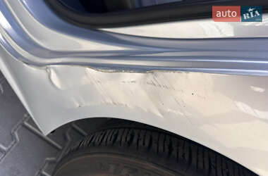 Седан Volkswagen Jetta 2013 в 
