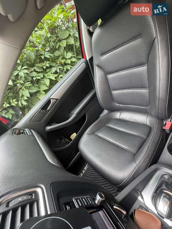 Седан Volkswagen Jetta 2013 в Ирпене