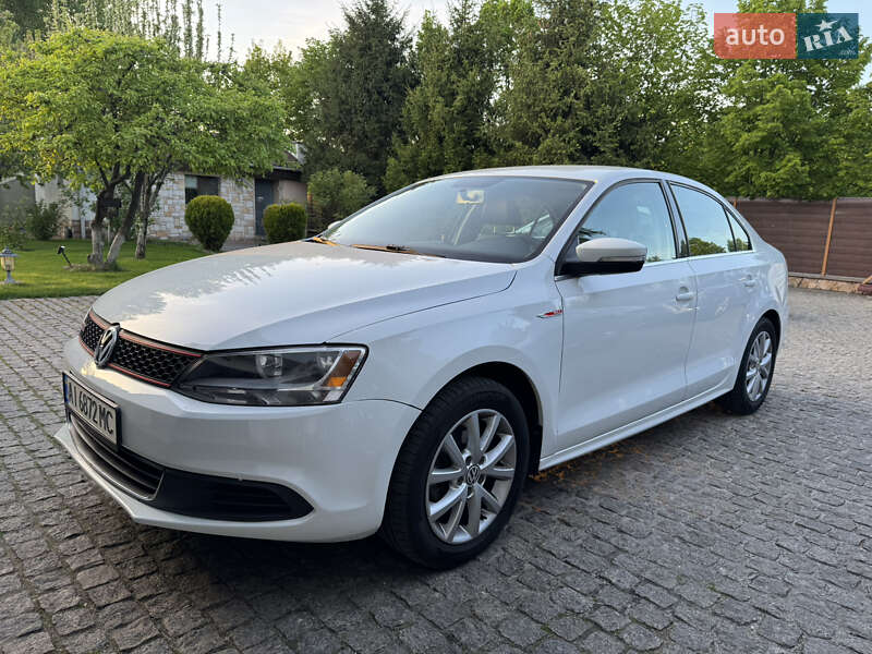 Седан Volkswagen Jetta 2014 в Киеве