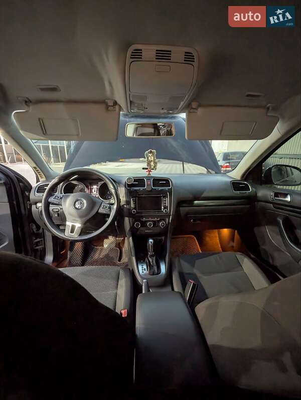 Седан Volkswagen Jetta 2012 в Запорожье