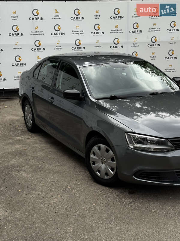 Седан Volkswagen Jetta 2013 в Киеве