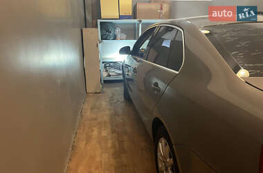 Седан Volkswagen Jetta 2006 в 