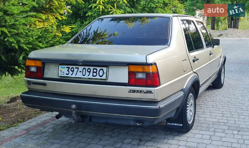 Седан Volkswagen Jetta 1984 в Ратным