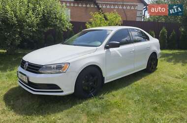 Седан Volkswagen Jetta 2016 в 