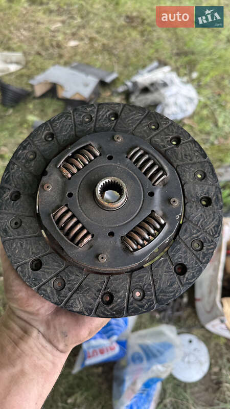 Седан Volkswagen Jetta 1988 в Радехові