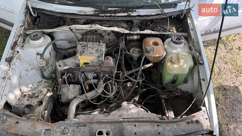 Седан Volkswagen Jetta 1988 в Радехові