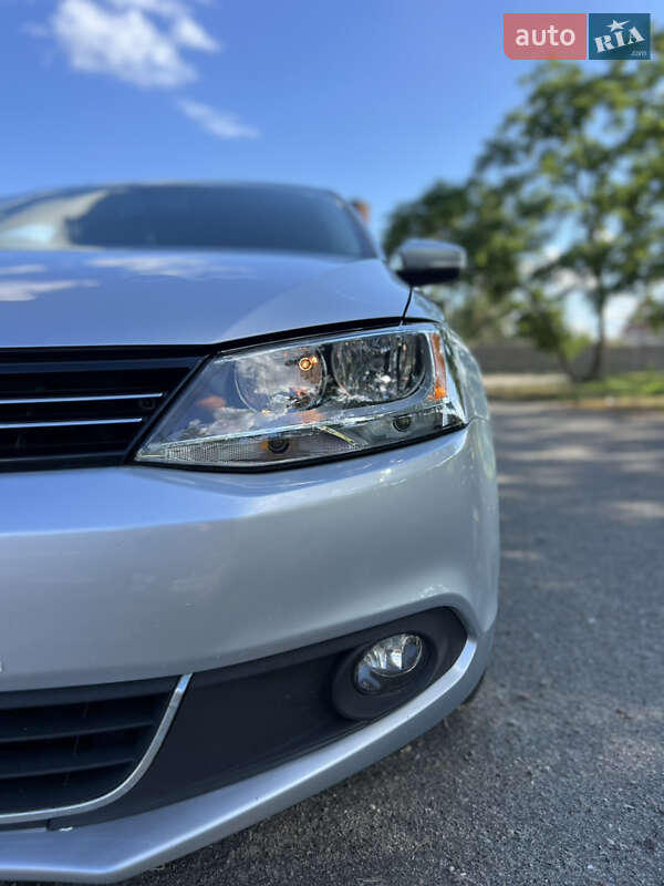 Седан Volkswagen Jetta 2012 в Киеве