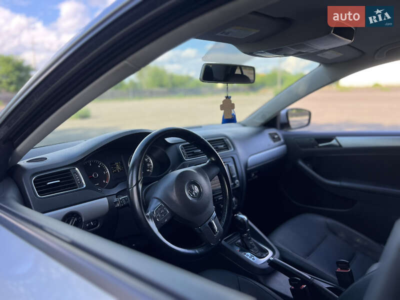 Седан Volkswagen Jetta 2012 в Киеве