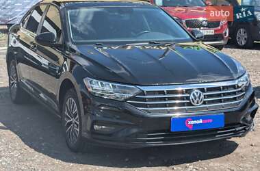 Седан Volkswagen Jetta 2019 в 