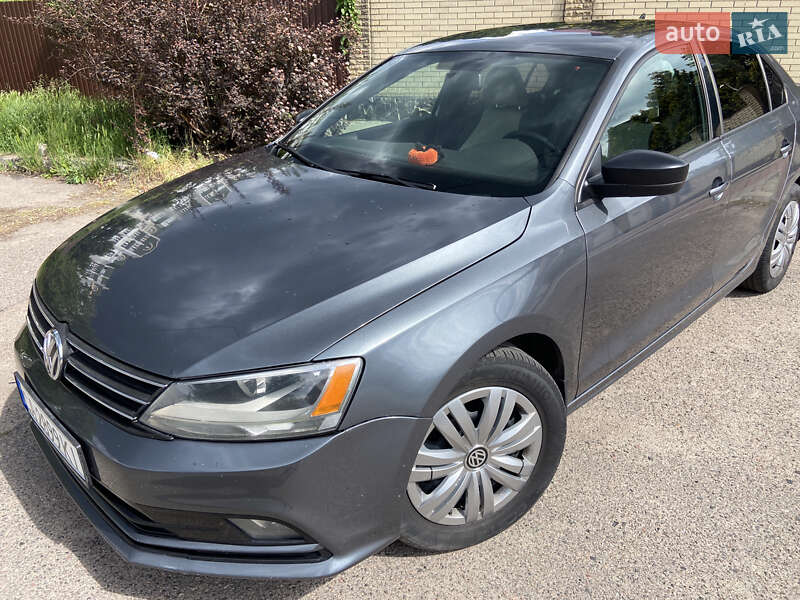 Седан Volkswagen Jetta 2015 в Черкассах