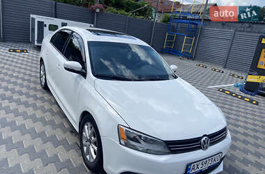 Седан Volkswagen Jetta 2011 в Харькове
