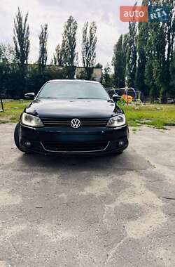 Седан Volkswagen Jetta 2013 в Киеве