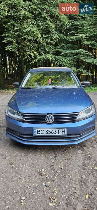 Седан Volkswagen Jetta 2016 в Львове
