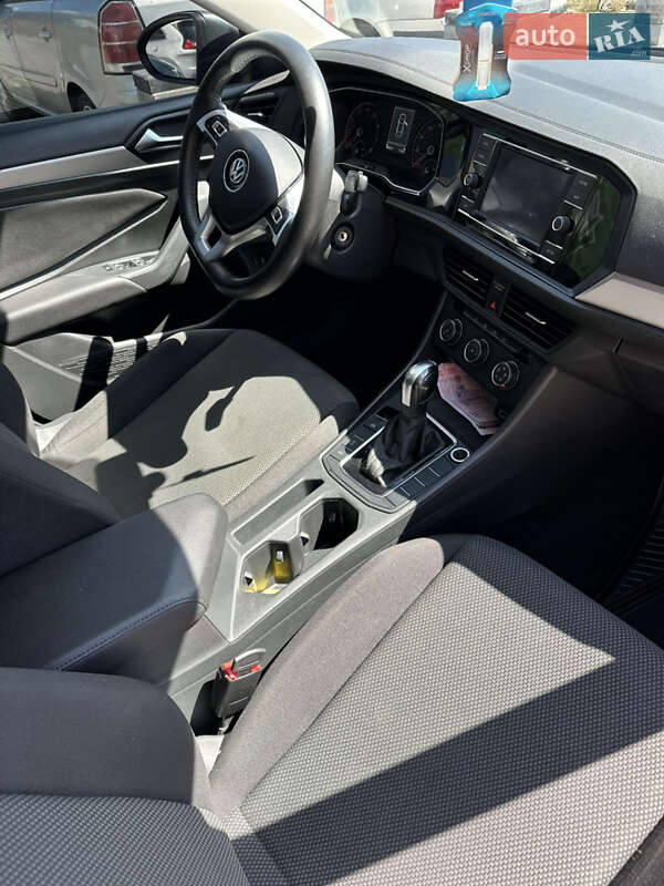 Седан Volkswagen Jetta 2018 в Рівному