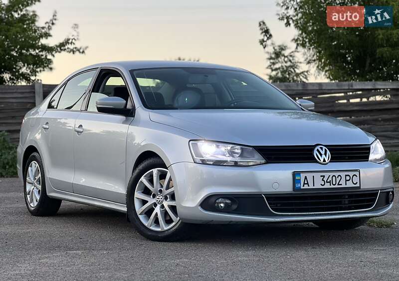 Volkswagen Jetta 2011