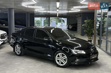 Седан Volkswagen Jetta 2015 в Одессе
