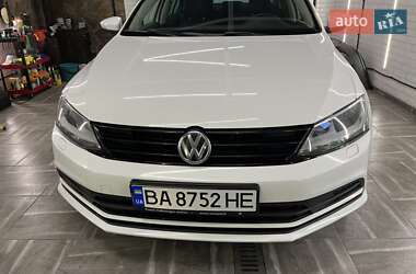 Седан Volkswagen Jetta 2014 в 