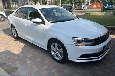 Седан Volkswagen Jetta 2014 в 