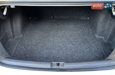 Седан Volkswagen Jetta 2014 в 