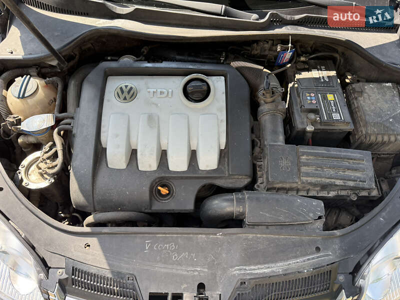 Седан Volkswagen Jetta 2009 в Одесі