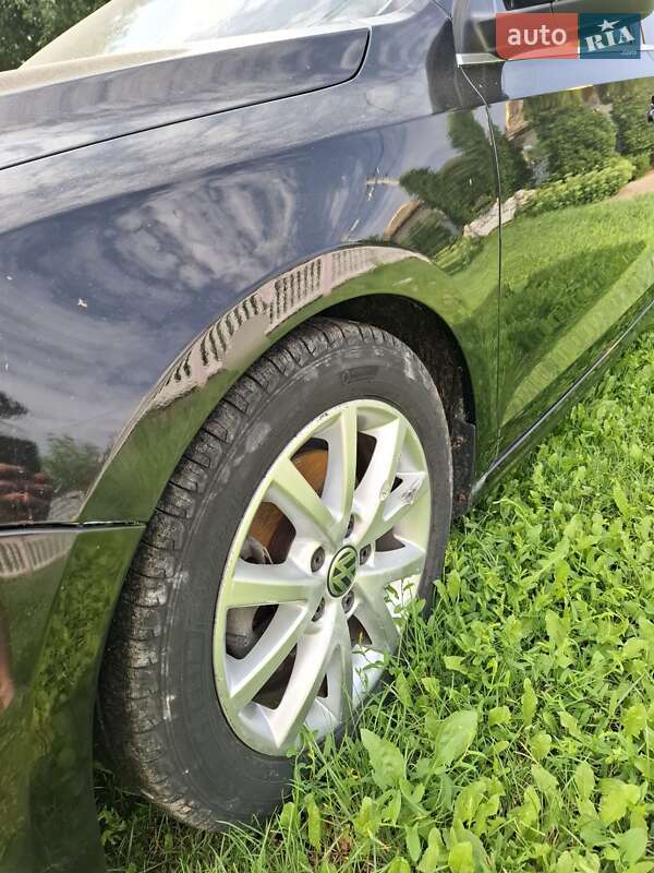 Седан Volkswagen Jetta 2014 в Борщеві