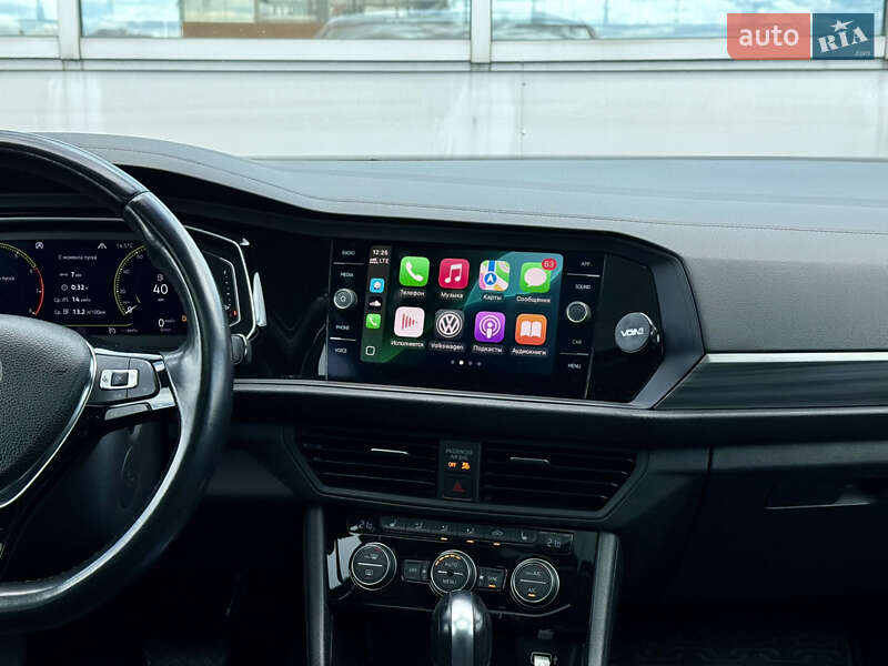 Седан Volkswagen Jetta 2019 в Києві