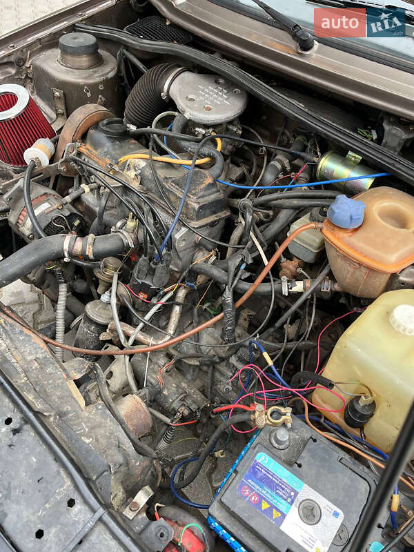 Седан Volkswagen Jetta 1986 в Ровно