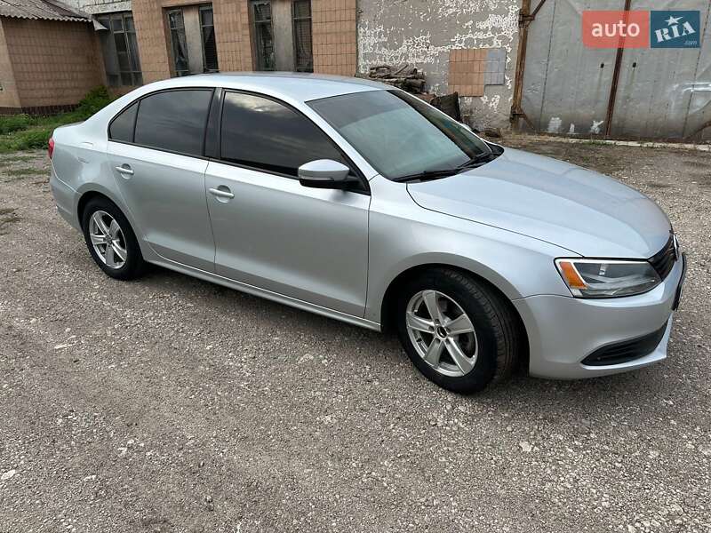 Седан Volkswagen Jetta 2014 в Сахновщине