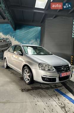 Седан Volkswagen Jetta 2008 в Самборе