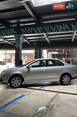 Седан Volkswagen Jetta 2008 в Самборі