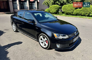 Седан Volkswagen Jetta 2014 в Днепре