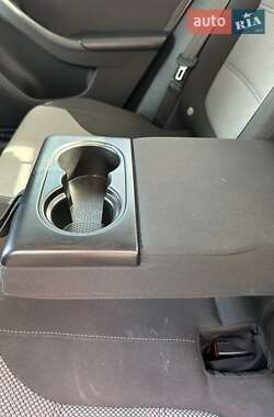 Седан Volkswagen Jetta 2013 в 
