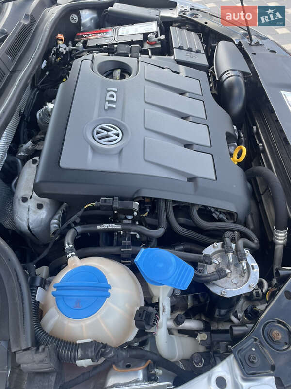 Седан Volkswagen Jetta 2016 в Полтаві