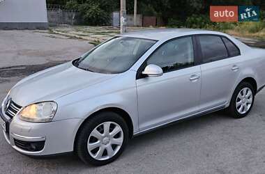 Седан Volkswagen Jetta 2008 в Жовтих Водах