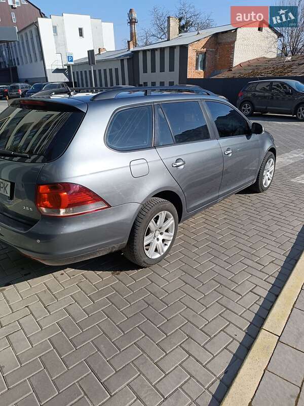 Универсал Volkswagen Jetta 2012 в Львове