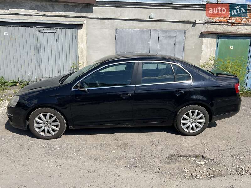 Седан Volkswagen Jetta 2008 в Тернополі