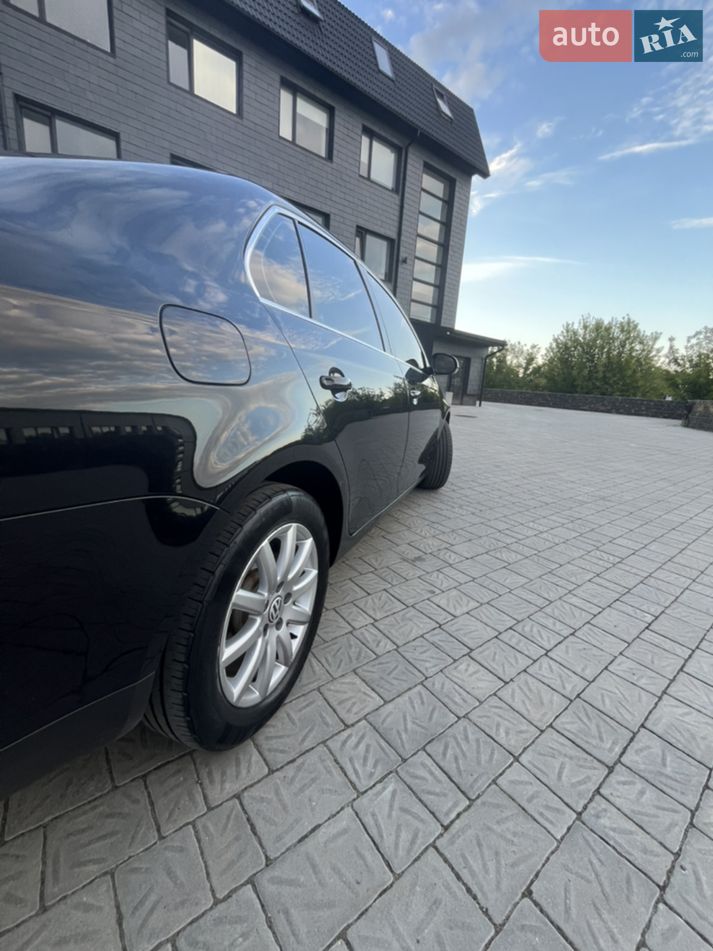 2010 Volkswagen Jetta - мініатюра 4