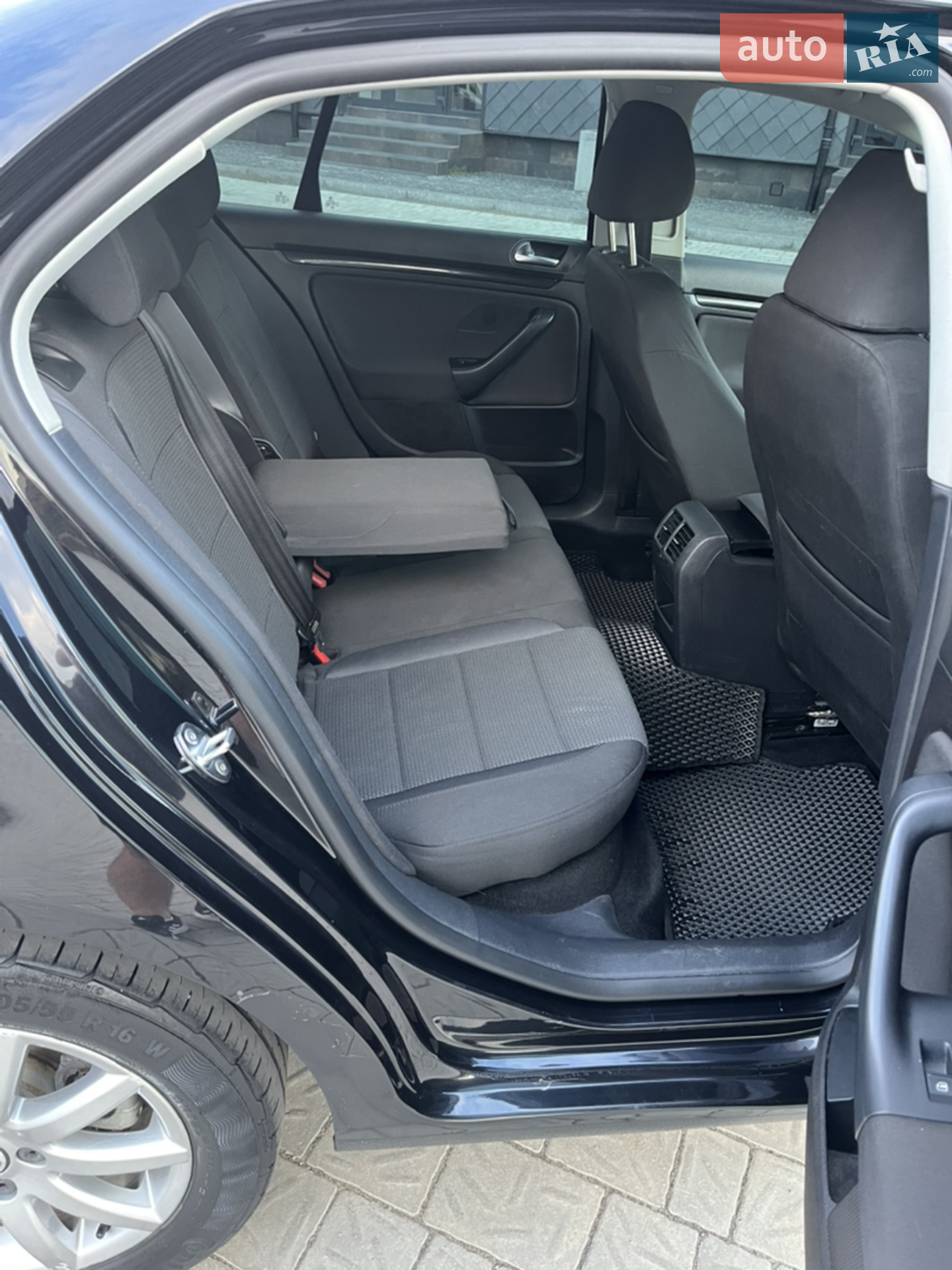 2010 Volkswagen Jetta - мініатюра 18