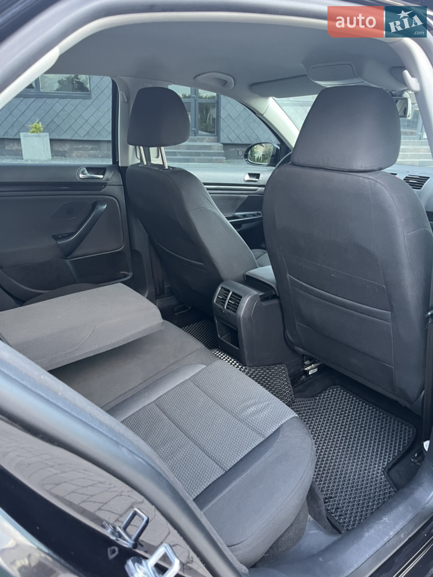 2010 Volkswagen Jetta - мініатюра 19