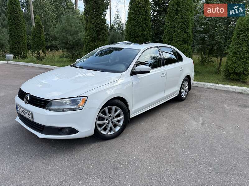 Седан Volkswagen Jetta 2012 в Корюківці